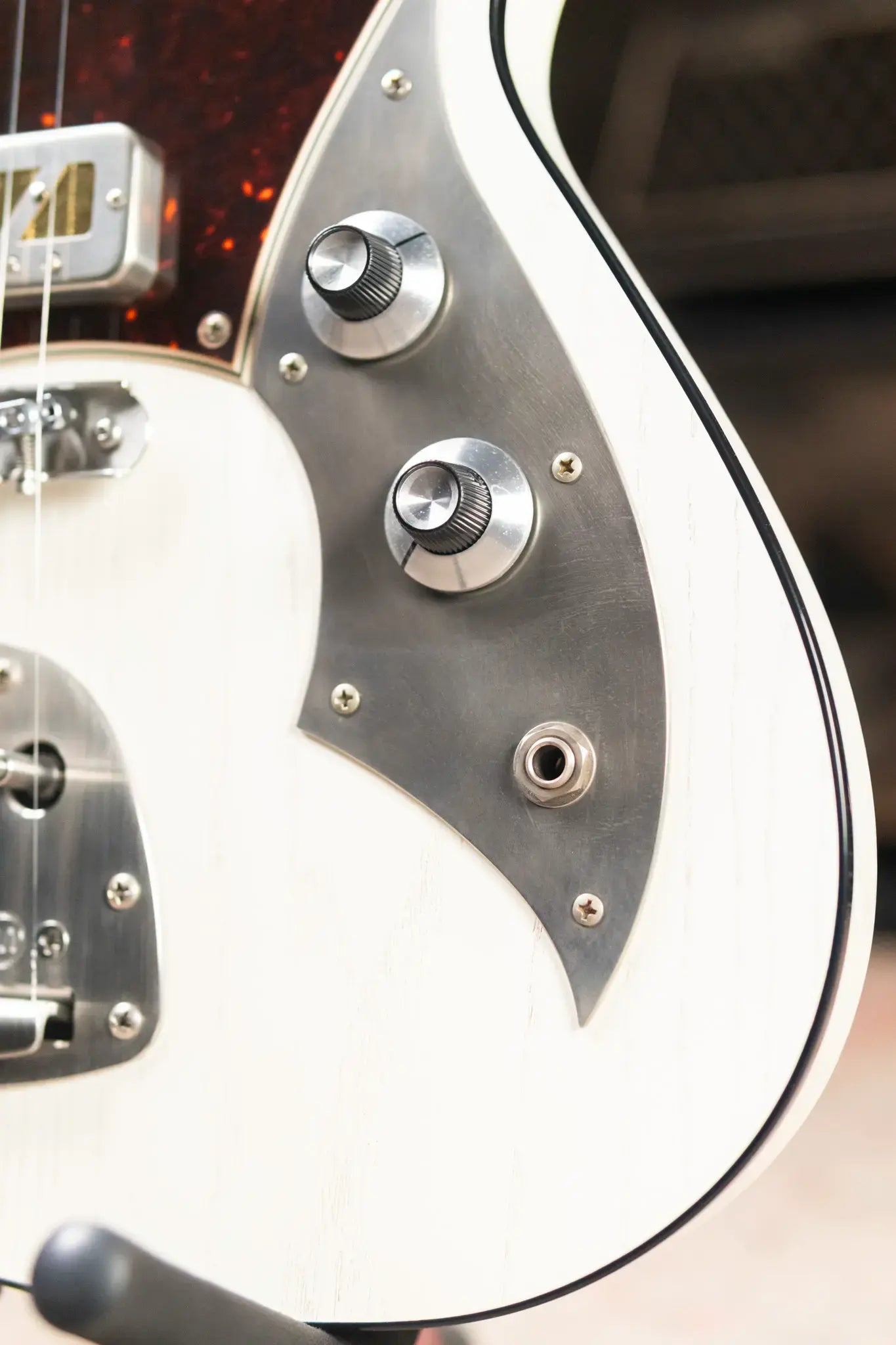 Novo Custom Shop Miris J Semi-Hollow Electric Guitar - Olympic White with Gig Bag