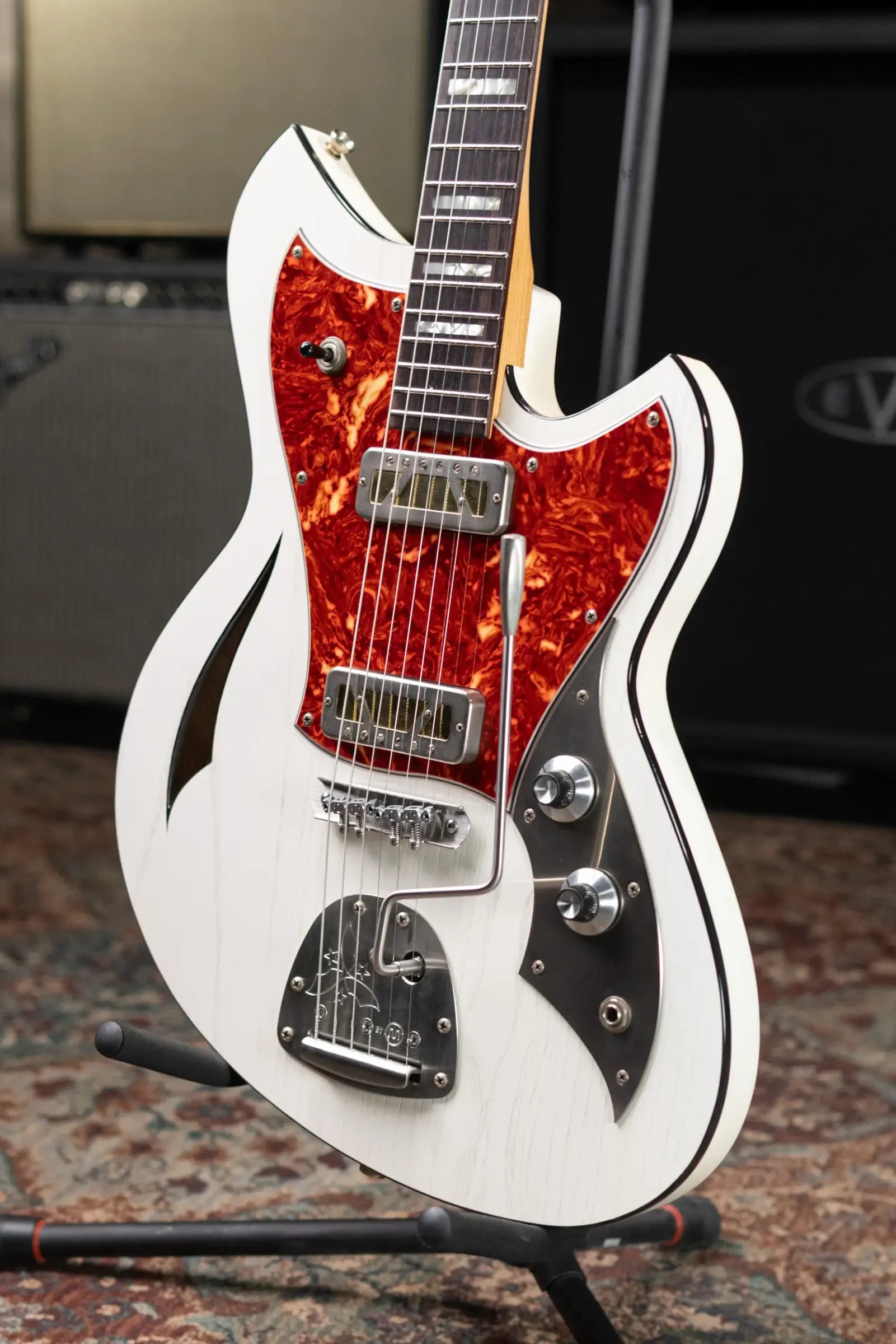 Novo Custom Shop Miris J Semi-Hollow Electric Guitar - Olympic White with Padded Soft Case
