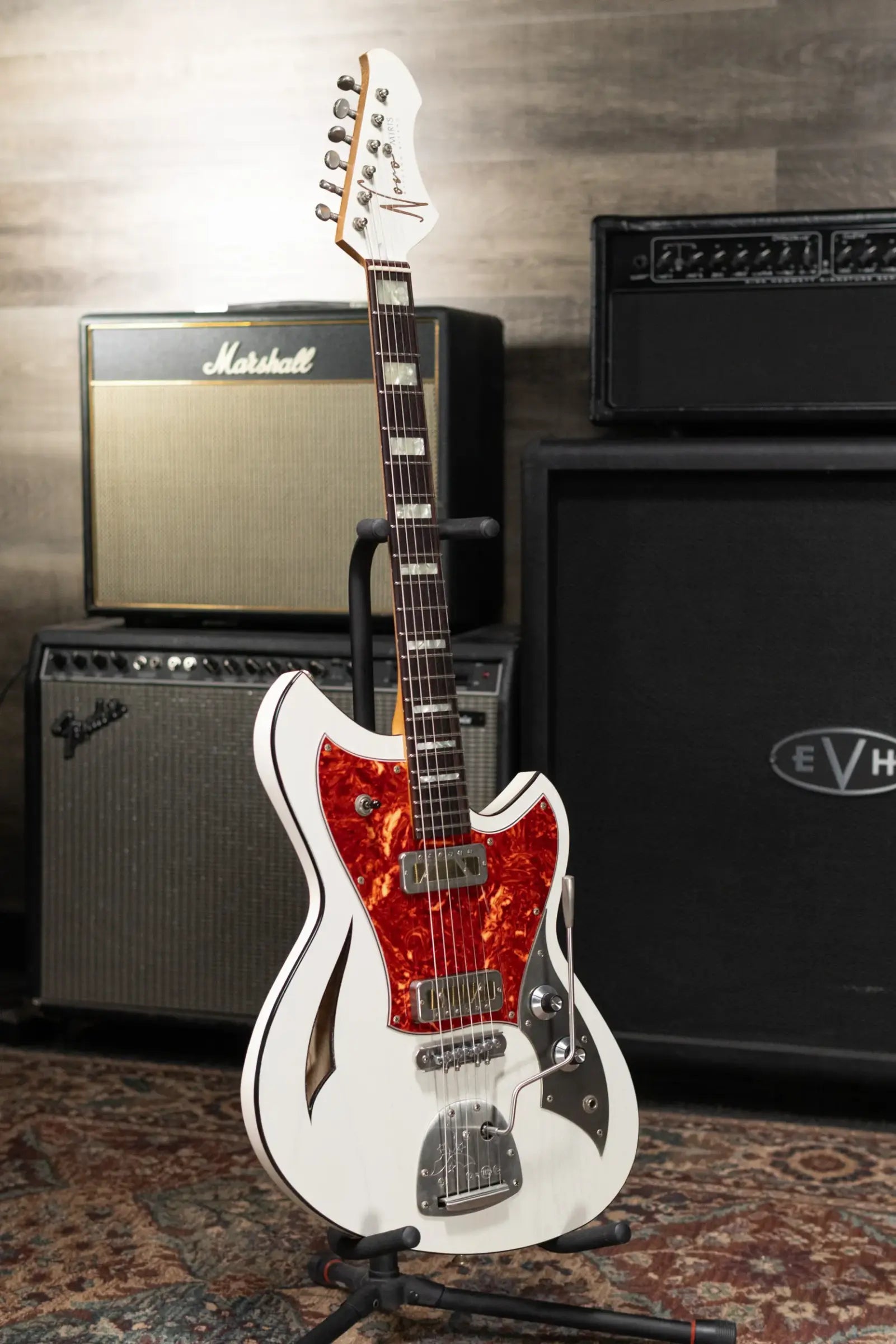 Novo Custom Shop Miris J Semi-Hollow Electric Guitar - Olympic White with Padded Soft Case