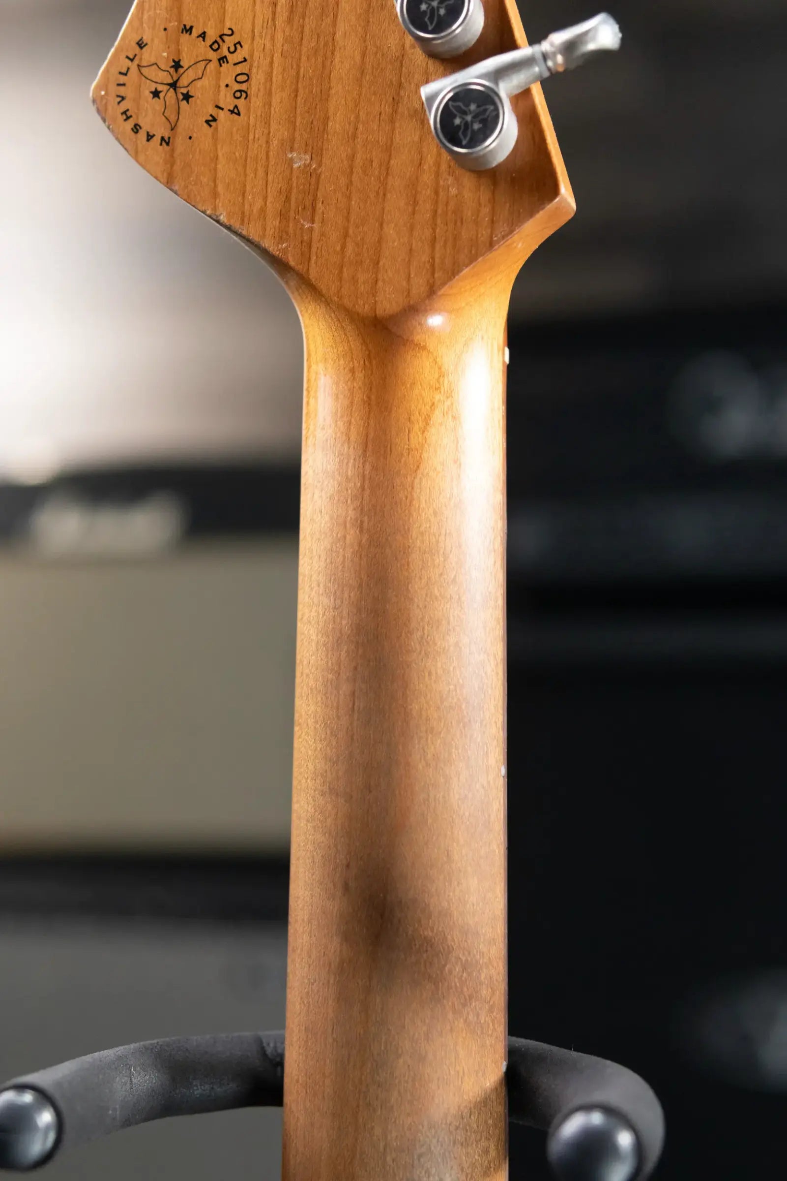 Novo Custom Shop Solus M1 Electric Guitar - Lake Como Blue over '64 3-Tone Burst with Gig Bag