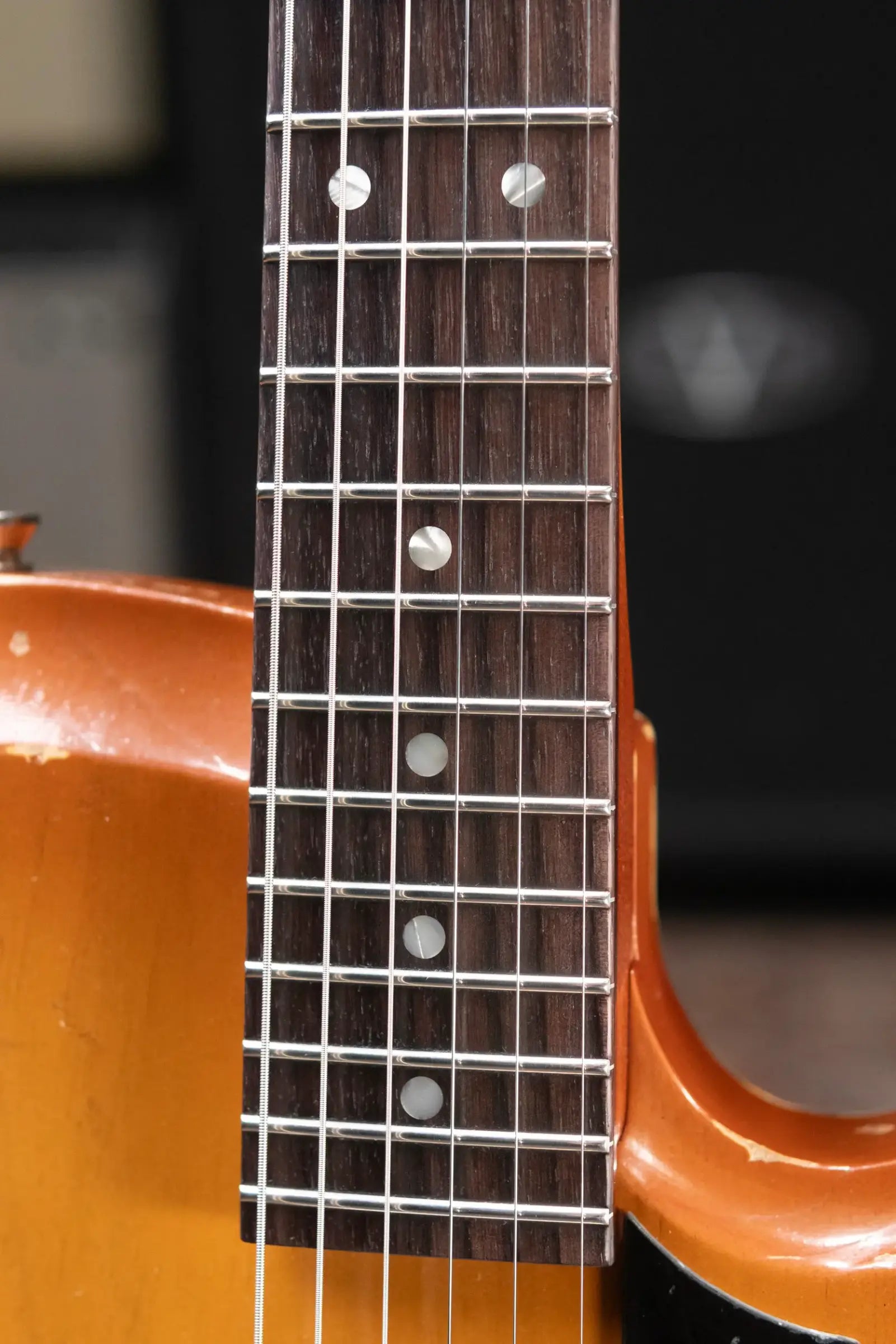 Novo Custom Shop Solus M1 Electric Guitar - Nicotine Blonde with Softshell Case