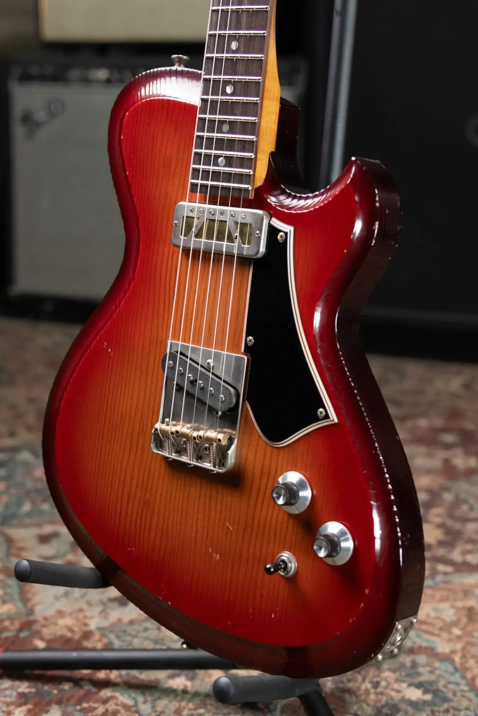 Novo Custom Solus F2 Electric Guitar - Bonfire with Gig Bag