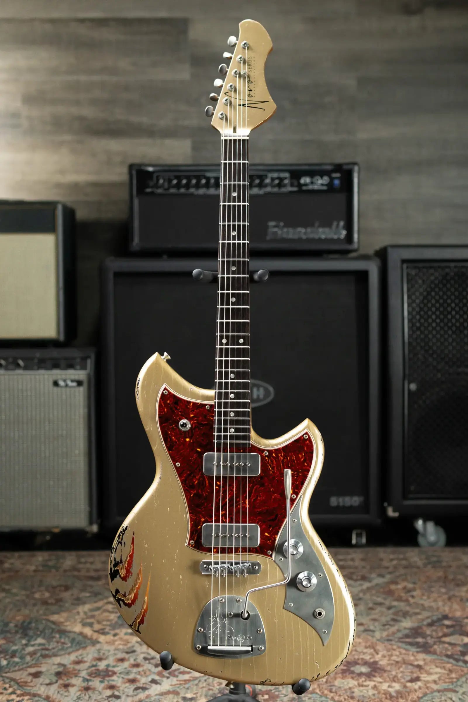 Novo Dealer Limited Serus J Electric Guitar - Shoreline Gold over '64 3-Tone Burst with Gig Bag