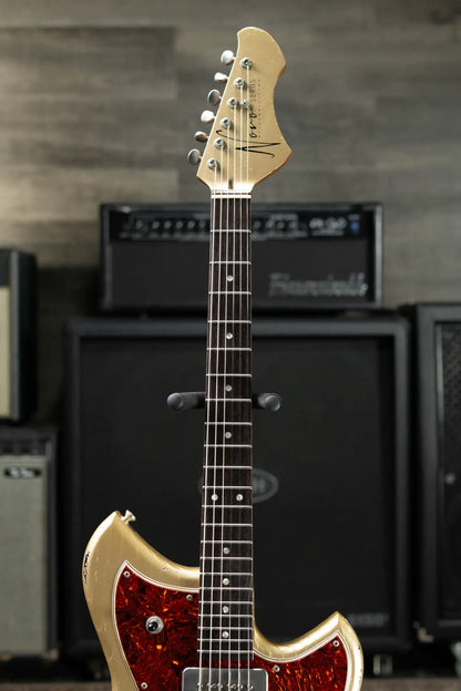 Novo Dealer Limited Serus J Electric Guitar - Shoreline Gold over '64 3-Tone Burst with Gig Bag