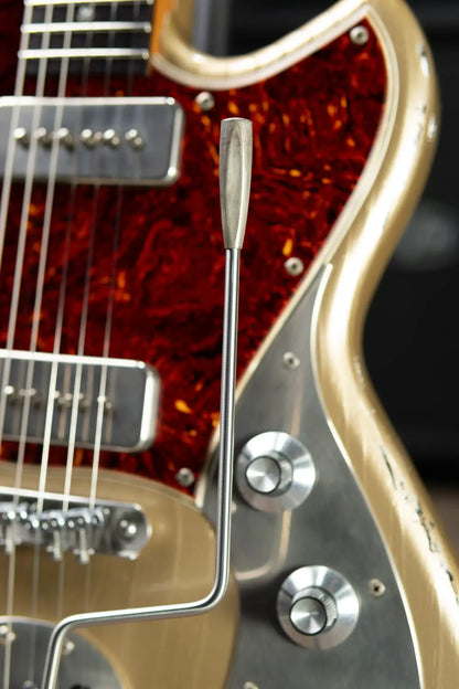 Novo Dealer Limited Serus J Electric Guitar - Shoreline Gold over '64 3-Tone Burst with Gig Bag