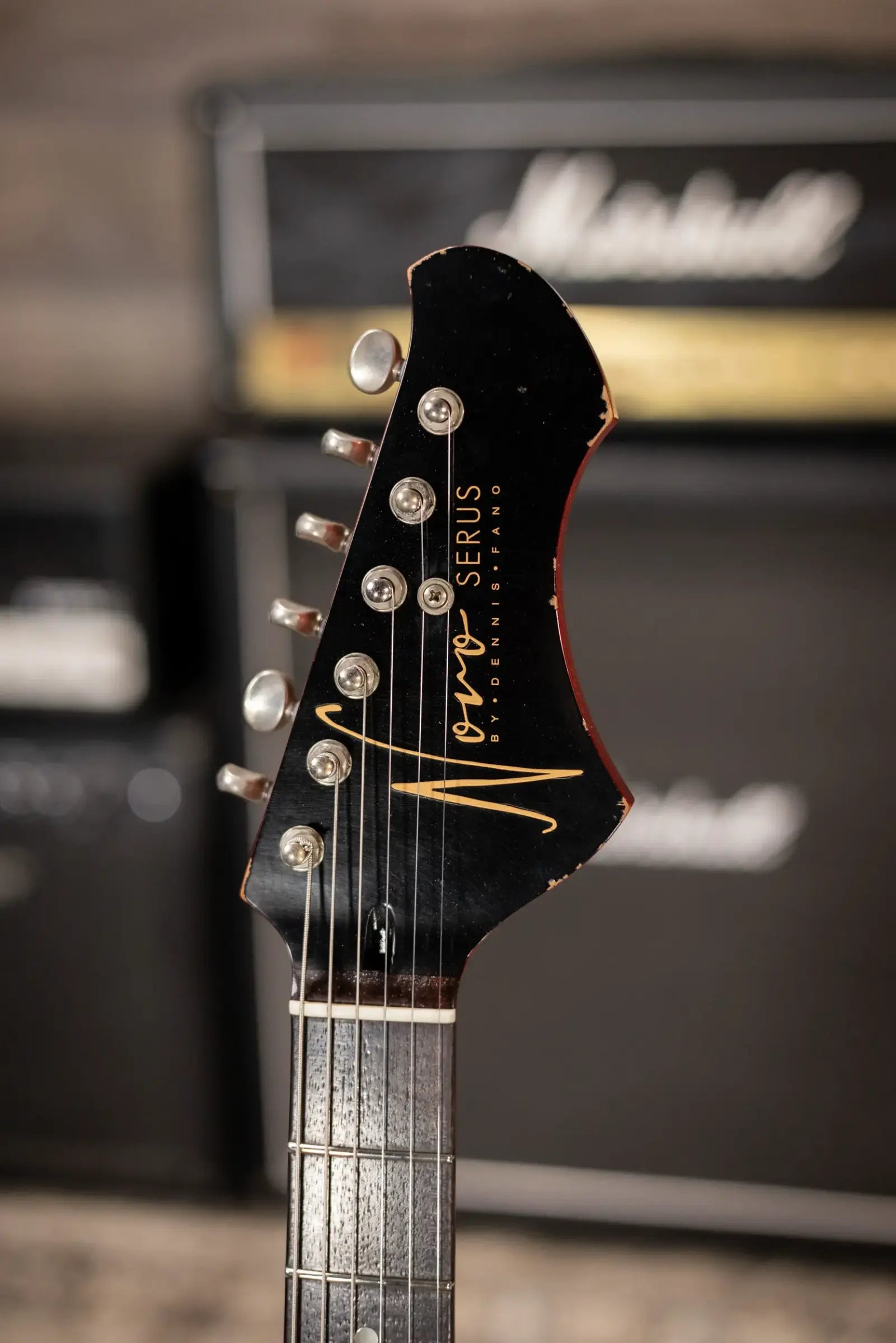 Novo Serus H2 Electric Guitar - Faded Cherry Burst with Gig Bag