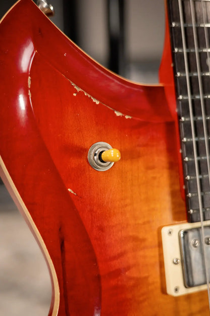 Novo Serus H2 Electric Guitar - Faded Cherry Burst with Gig Bag