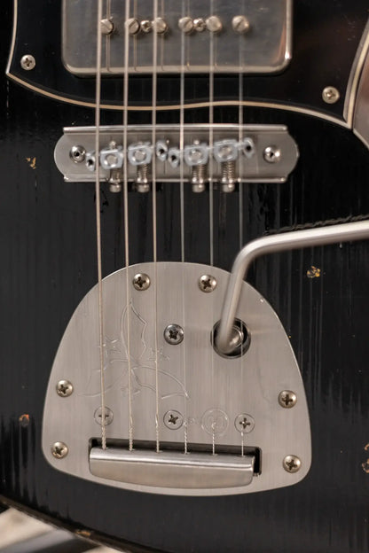 Novo Serus J Dealer Limited Electric Guitar - Bull Black over '64 3-Tone Burst with Gig Bag