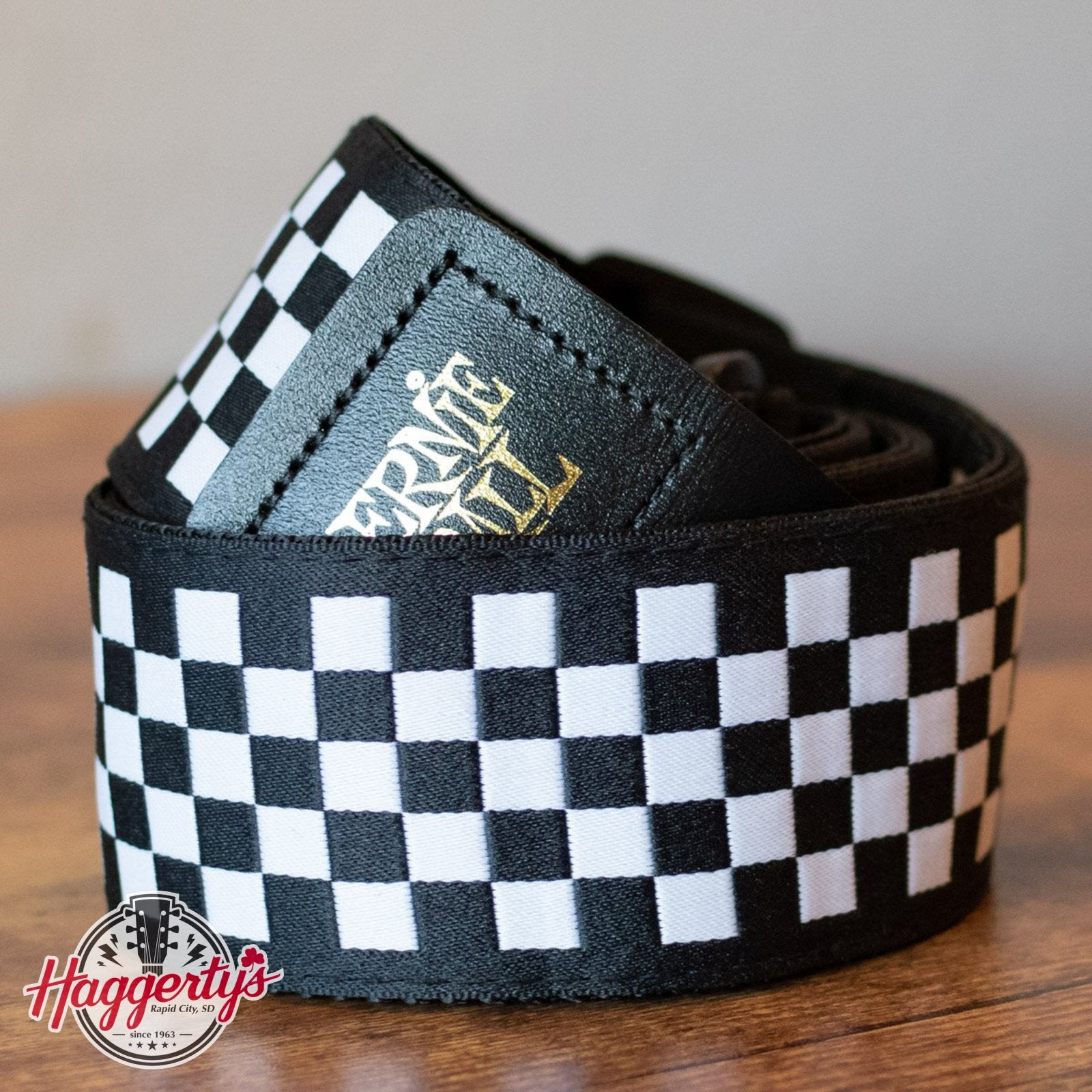 Ernie Ball P04149 Black and White Checkered Jacquard Strap