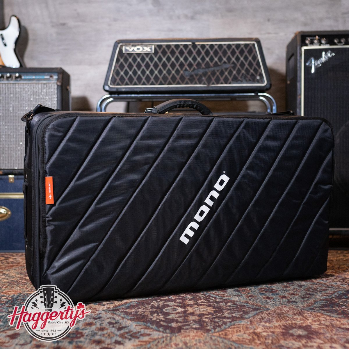 MONO Pedalboard Large Black + Pro Accessory Case 2.0 - Black