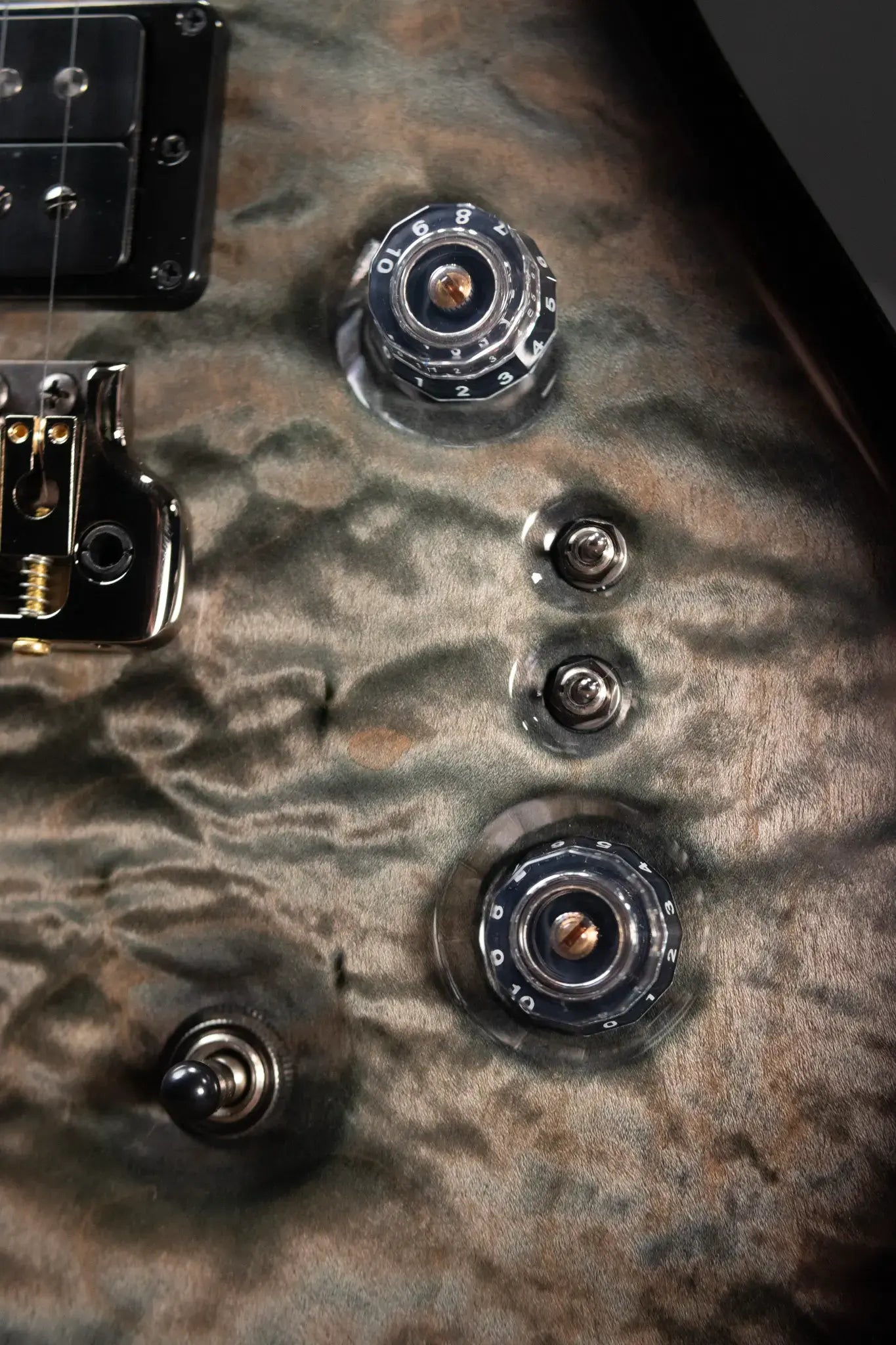 PRS Kanami Limited Run Custom 24-08 10-Top Electric Guitar - Trampas Green Smokeburst with Hardshell Case - Used