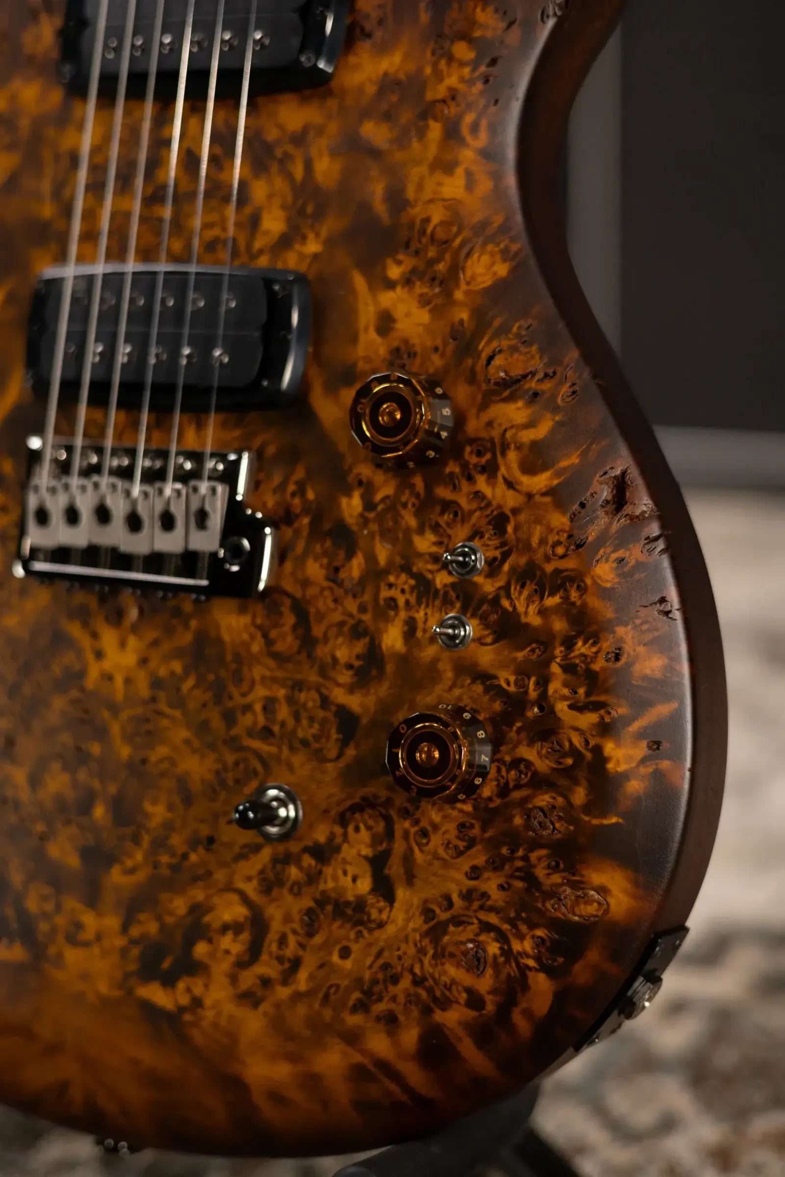 PRS S2 LTD Edition Custom 24-08 Poplar Burl Top Electric Guitar - Satin Black Gold Burst with Gig Bag