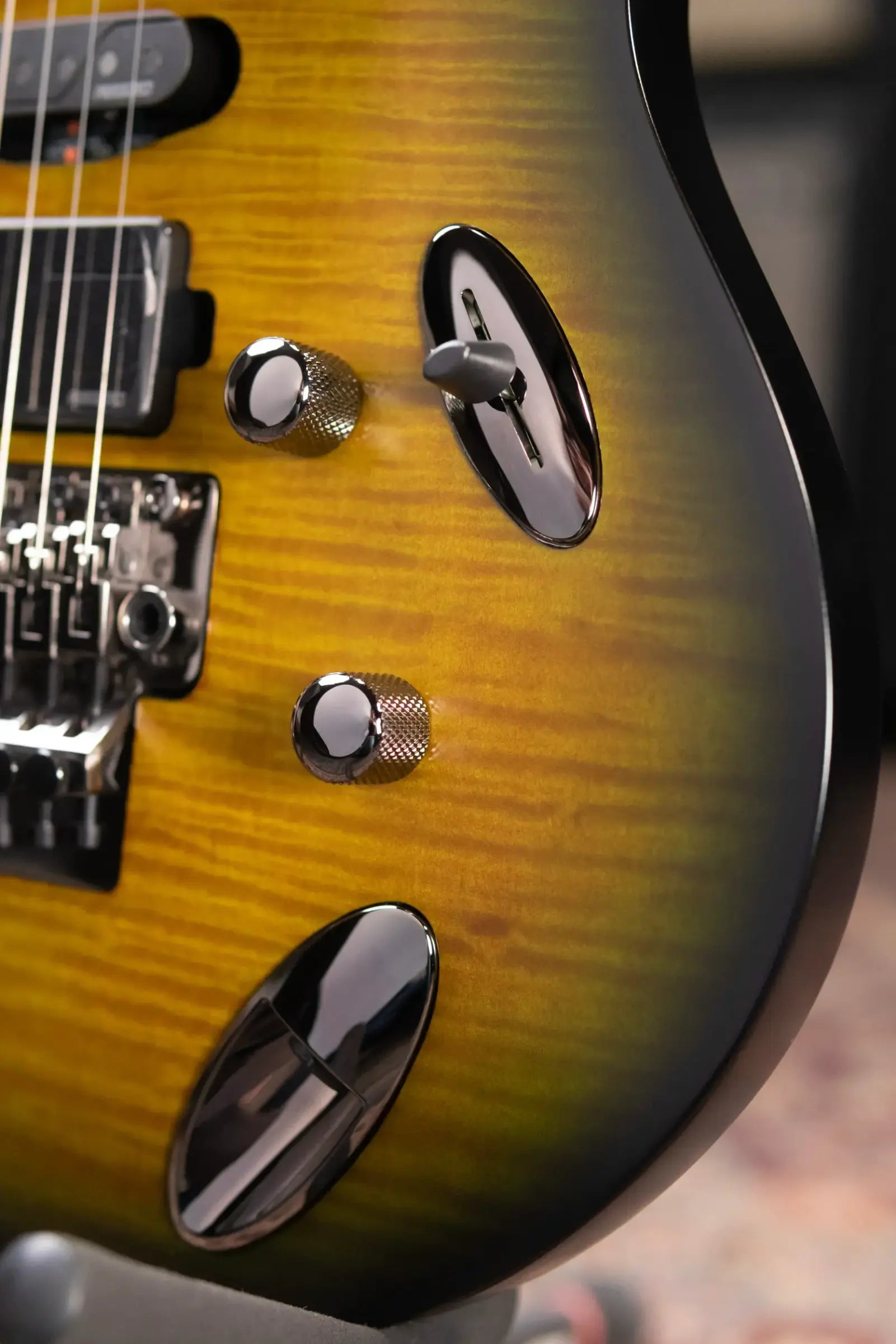 PRS SE Chleo Herman Li Signature Electric Guitar - Mantis Burst with Gig Bag