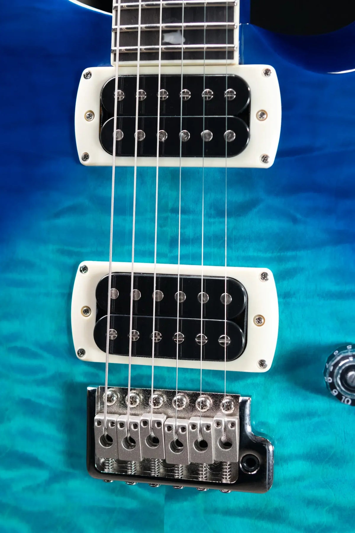 PRS SE Custom 24-08 Electric Guitar - Lake Blue with Gig Bag