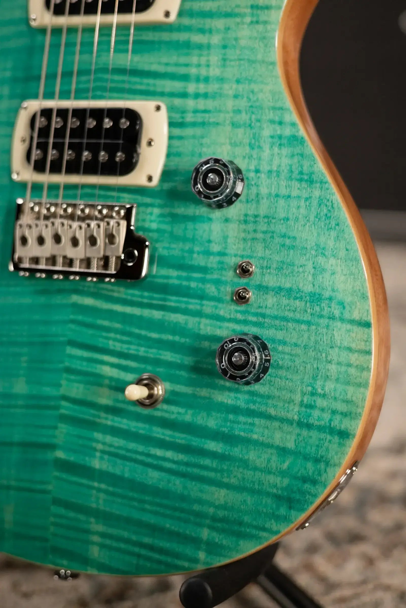 PRS SE Custom 24-08 Electric Guitar - Turquoise with Gig Bag
