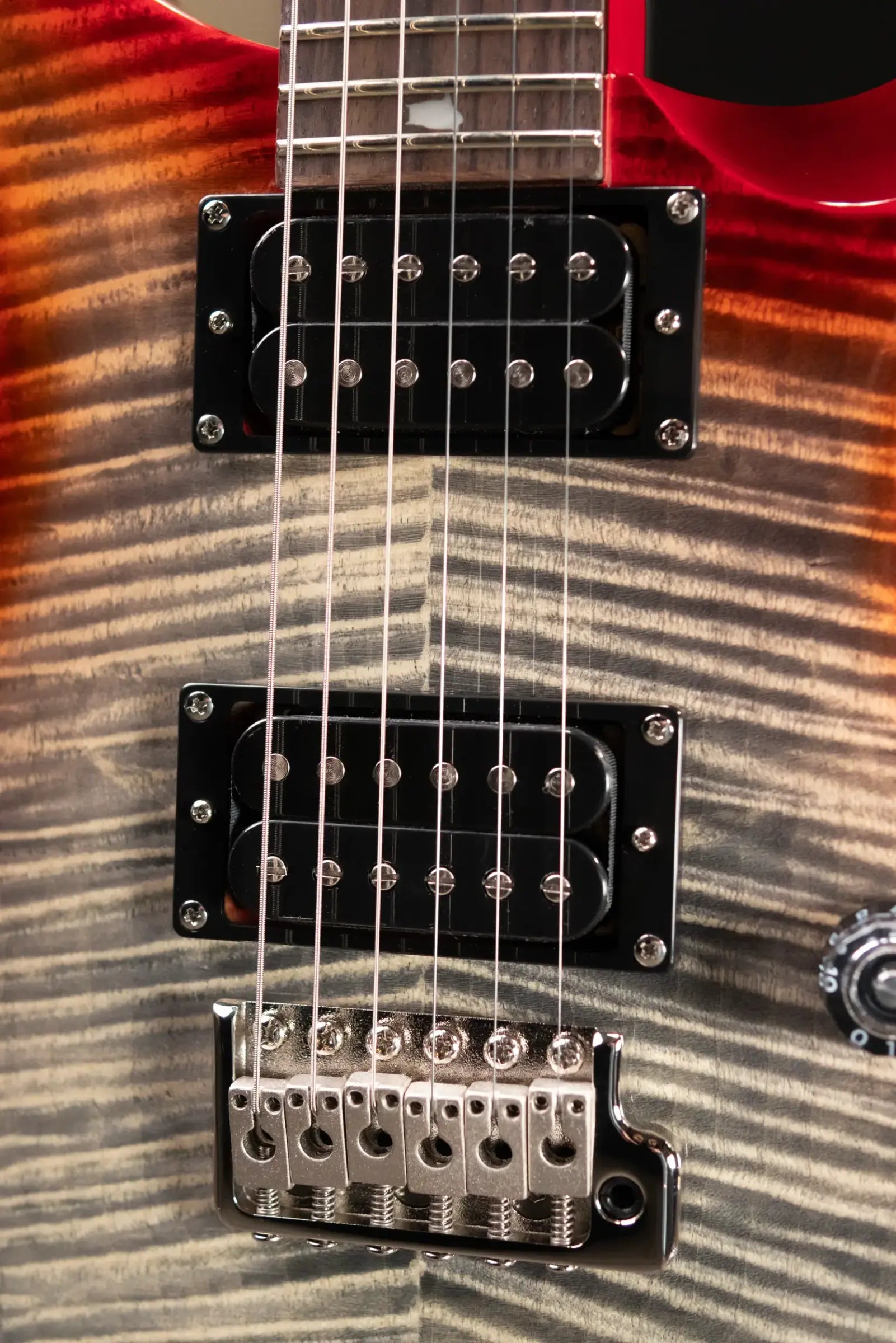 PRS SE Custom 24-08 Solid Body Electric Guitar - Charcoal Cherry Burst with Gig Bag