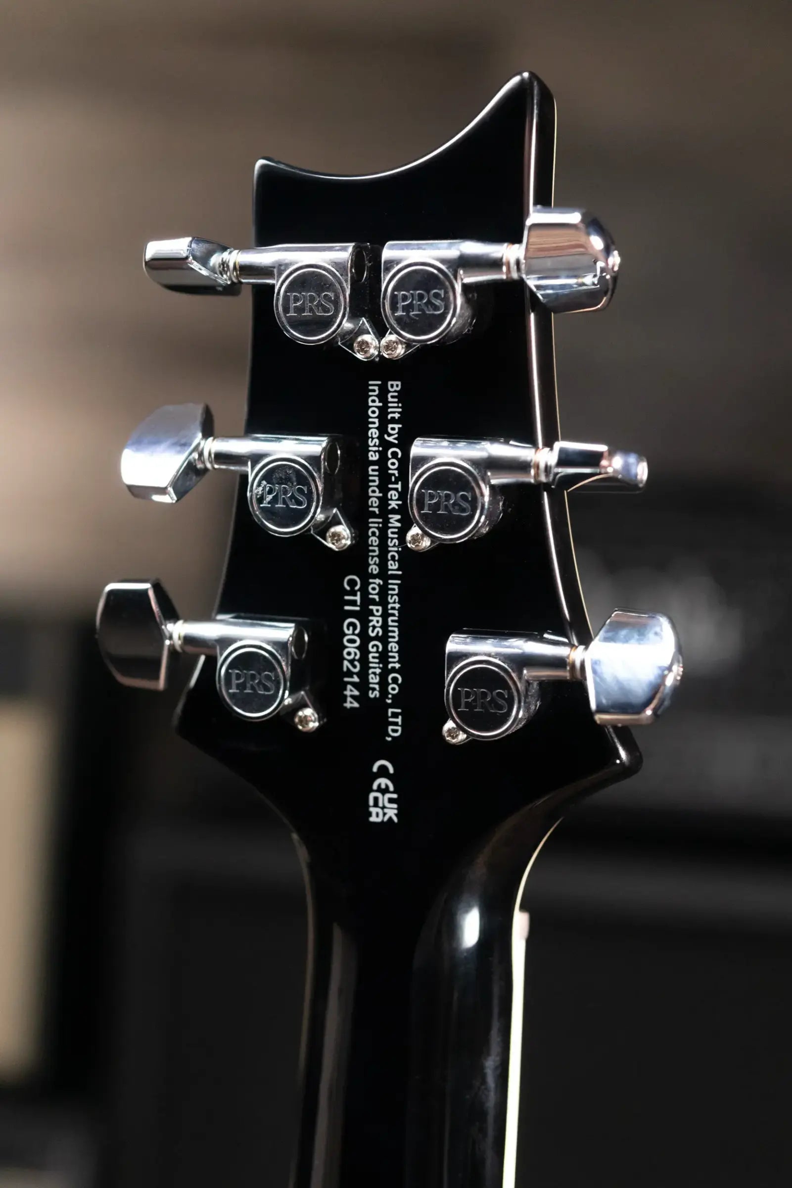 PRS SE Custom 24 Semi-Hollow Piezo Electric Guitar - Charcoal Burst with Gig Bag