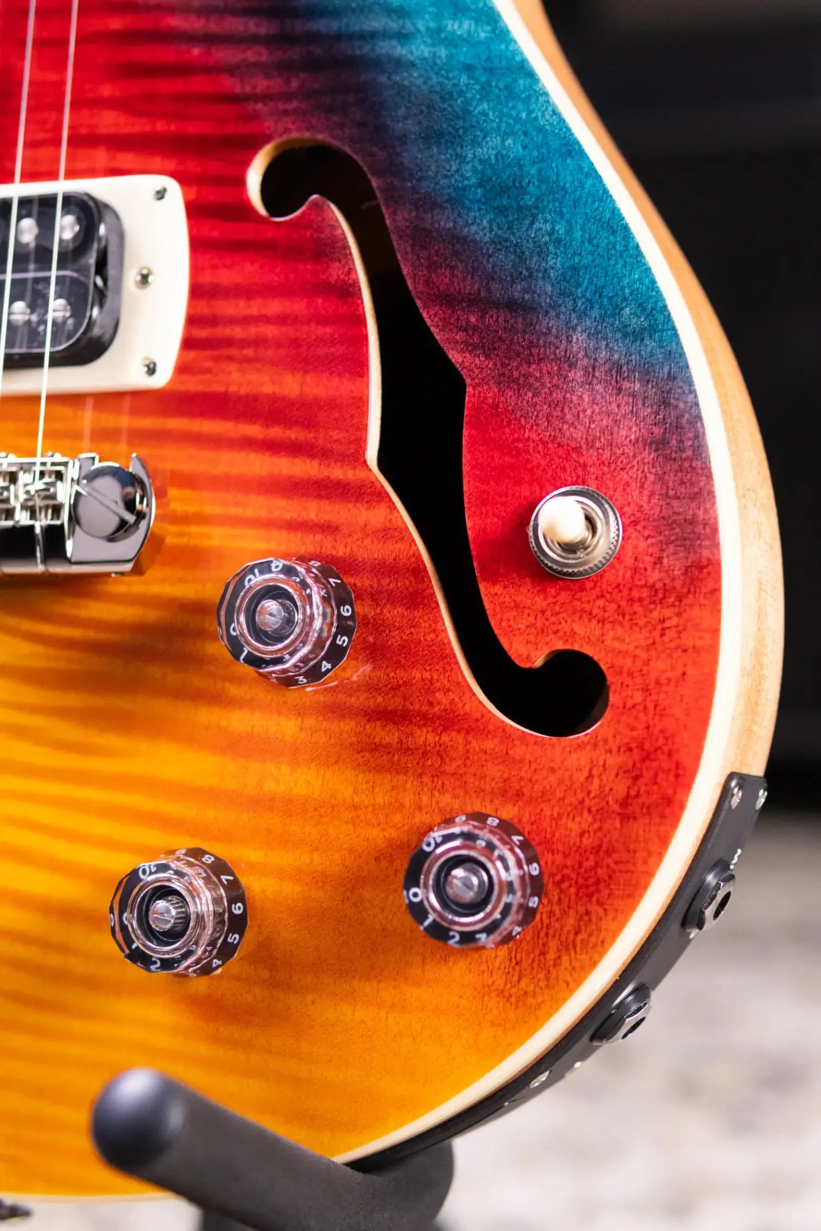 PRS SE Ed Sheeran Hollowbody I Baritone Piezo Electric Guitar - Prism with Gig Bag