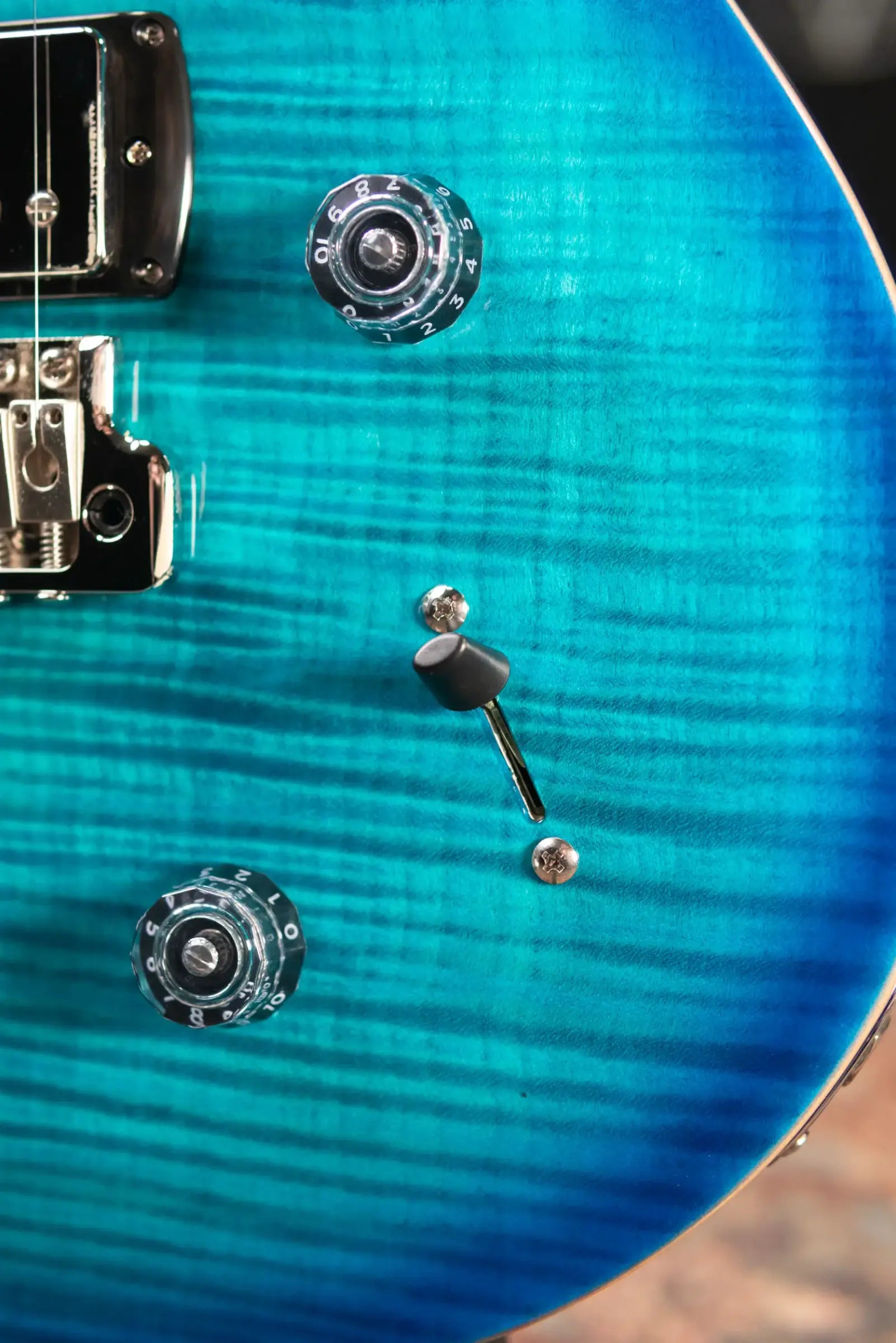 PRS SE Studio Electric Guitar - Lake Blue with Gig Bag