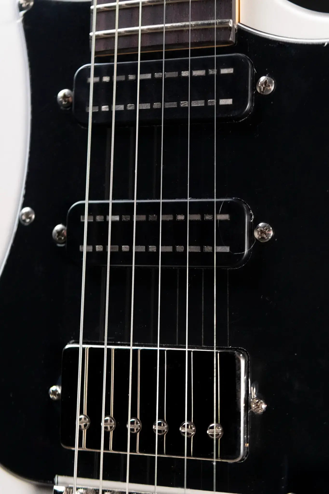 PRS SE Studio Standard Rosewood Electric Guitar - Pearl White with Gig Bag