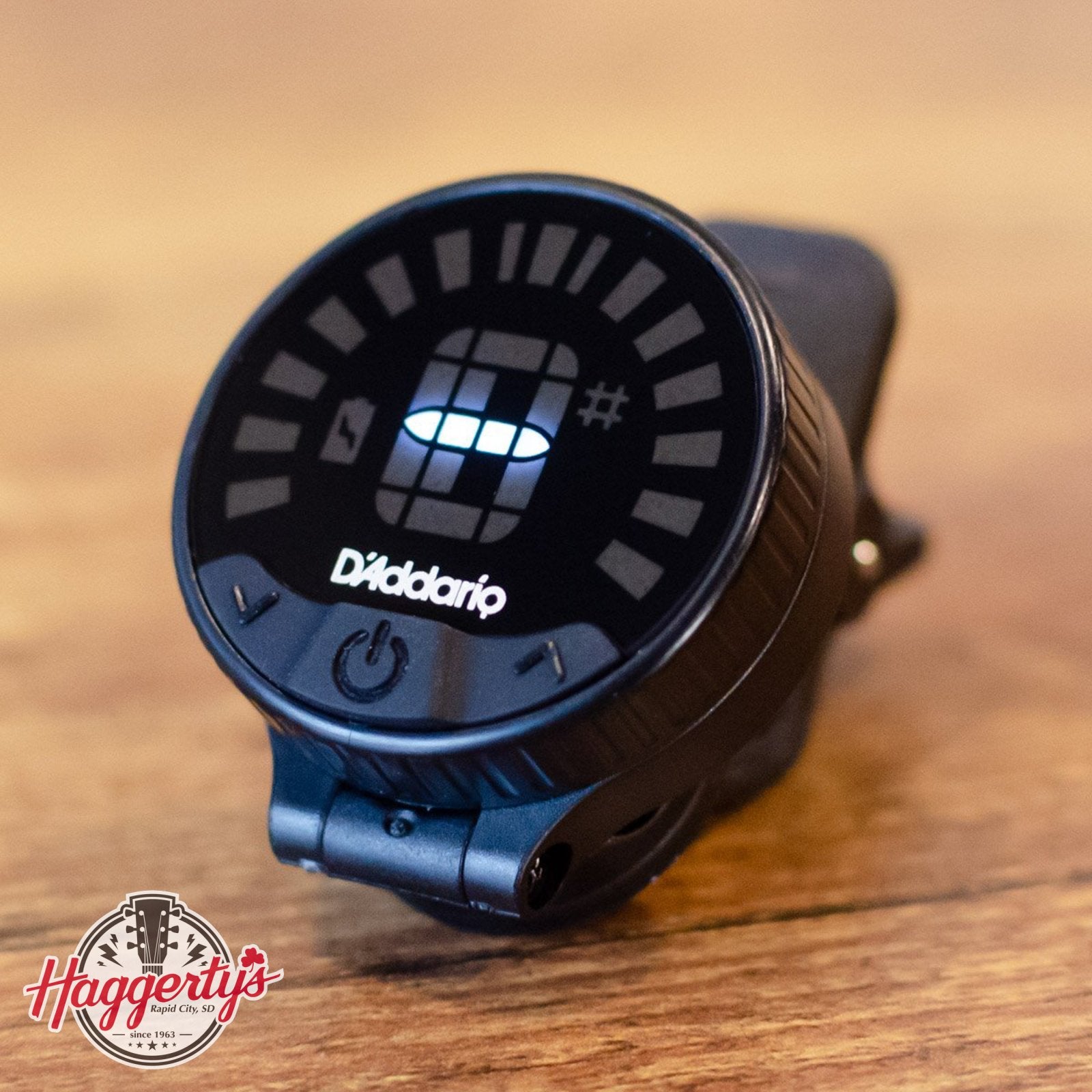 D'Addario Nexxus 360 Rechargeable Clip On Tuner