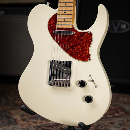Peavey Riptide T-Type Electric Guitar - Classic White with Gig Bag - Used