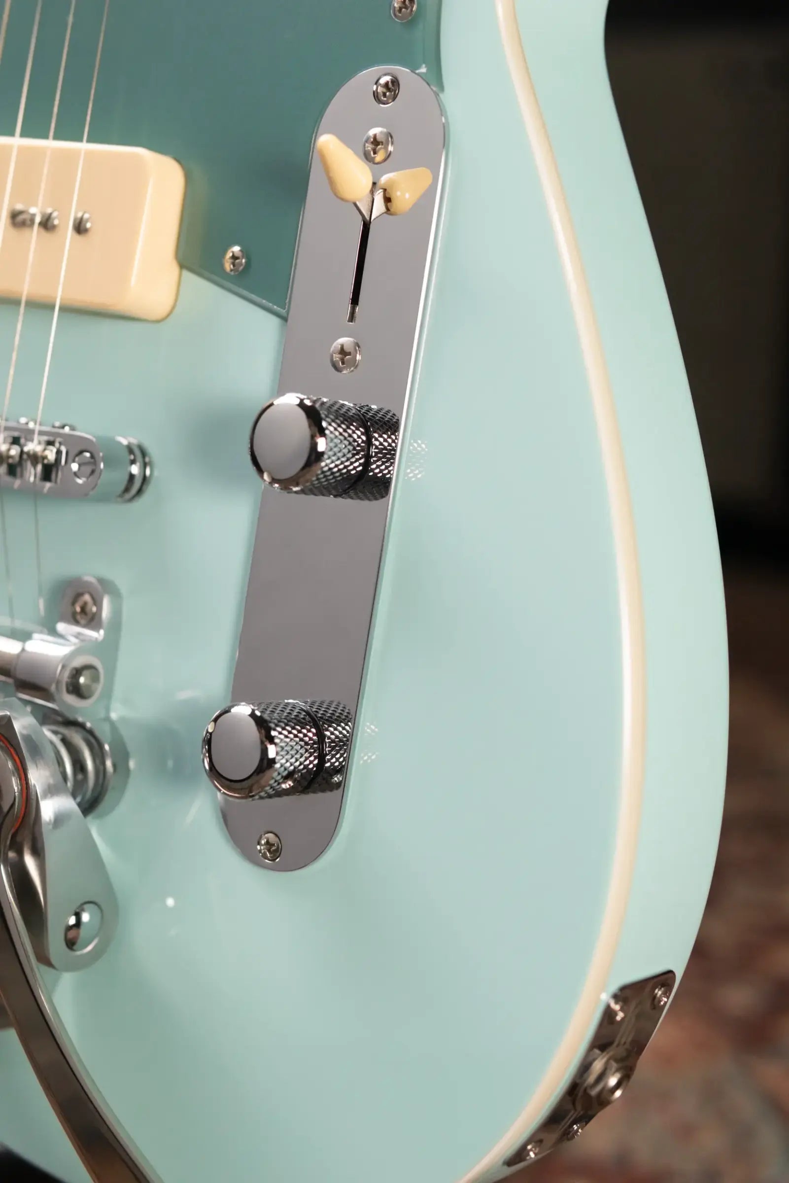 Reverend Charger 290 Bigsby Electric Guitar - Chronic Blue