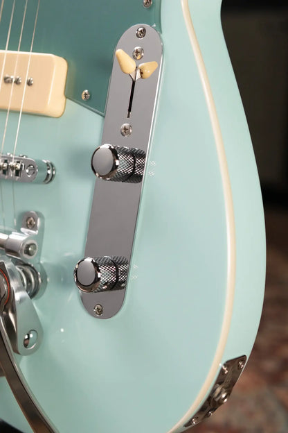 Reverend Charger 290 Bigsby Electric Guitar - Chronic Blue