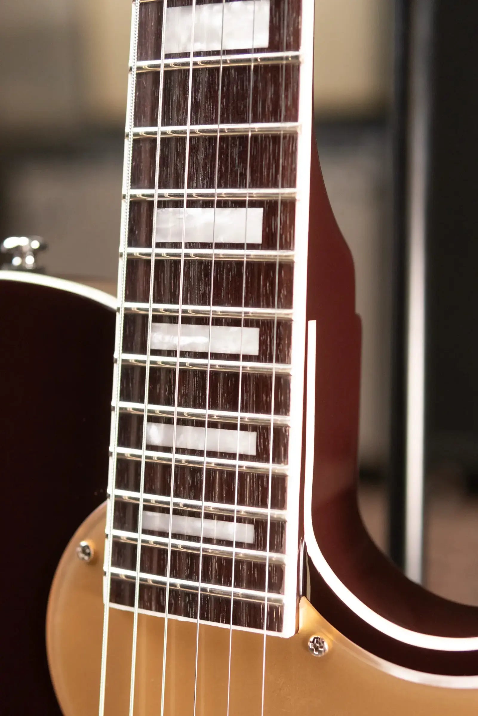 Reverend Roundhouse Jr Electric Guitar - Oxblood