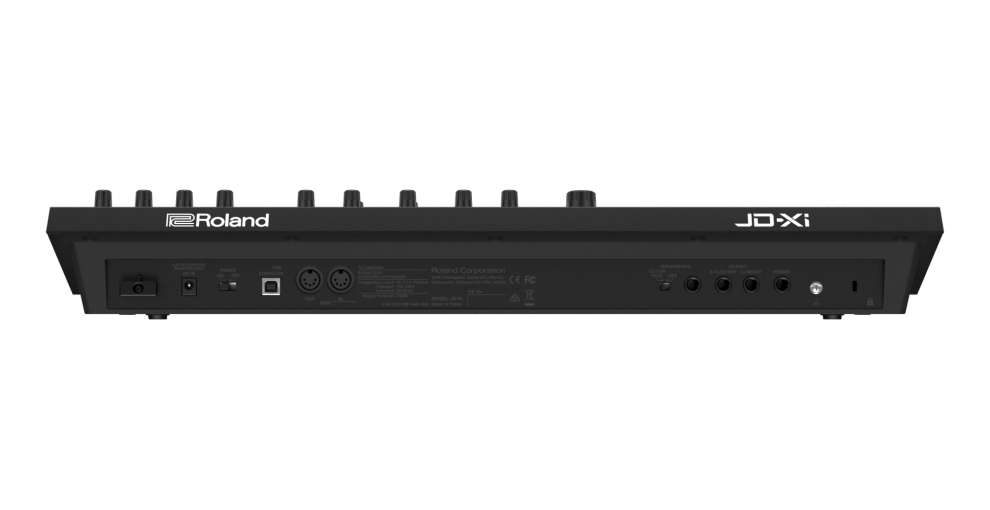 Roland JD-Xi Analog/Digital Crossover Synthesizer with Vocoder