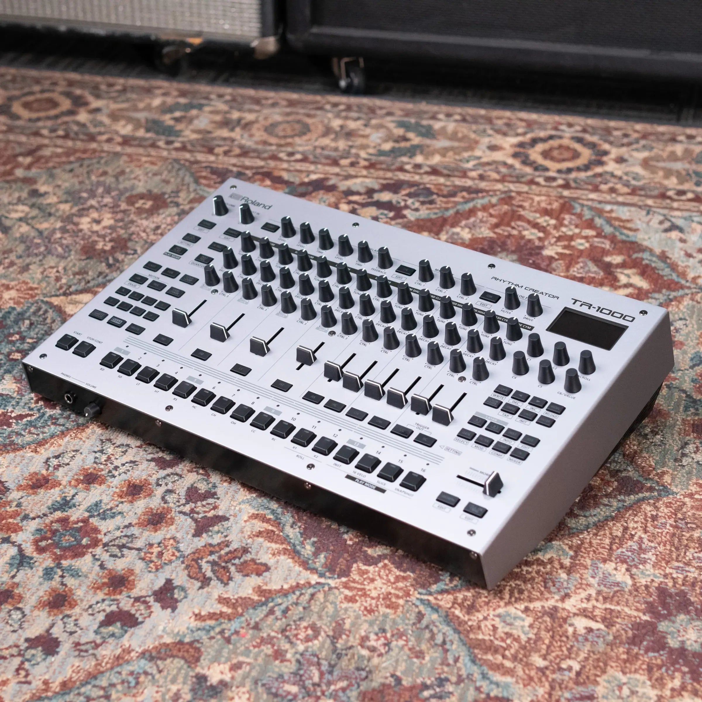 Roland TR-1000 Rhythm Creator Drum Machine