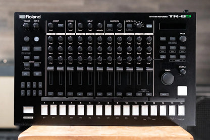 Roland TR-8S Rhythm Performer Drum Machine