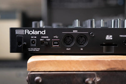 Roland TR-8S Rhythm Performer Drum Machine