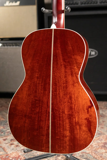 Santa Cruz 000 Acoustic Guitar - Old Growth Mahogany with Hardshell Case