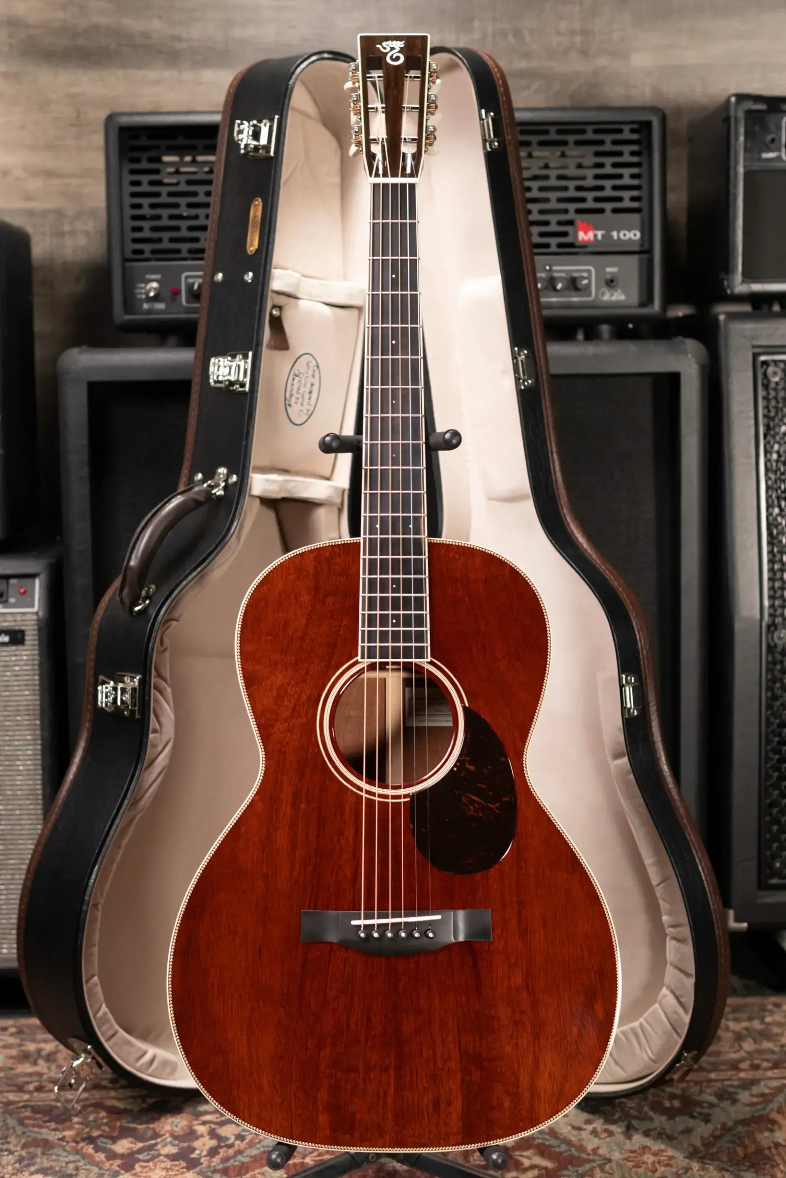Santa Cruz 000 Acoustic Guitar - Old Growth Mahogany with Hardshell Case