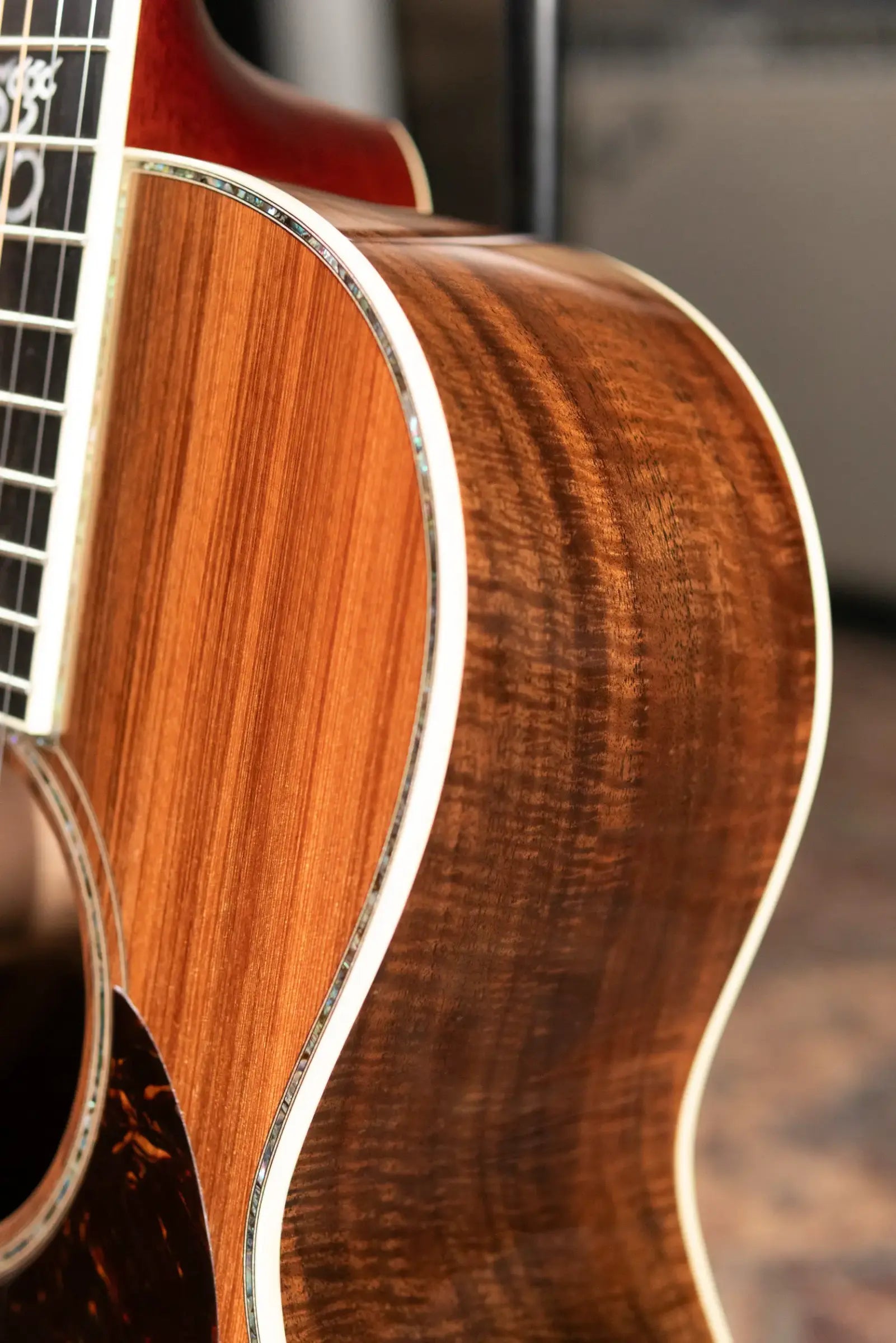 Santa Cruz H13 42 Style Acoustic Guitar - Sinker Redwood/Walnut with Hardshell Case