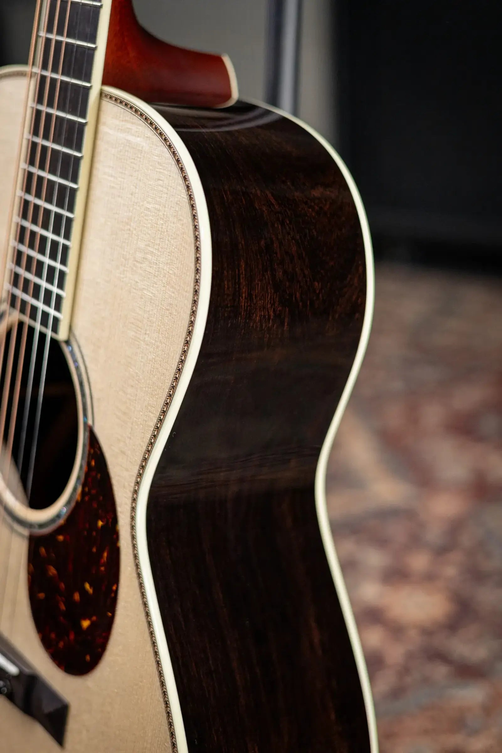 Santa Cruz H13 Acoustic Guitar - Bearclaw German Spruce/African Blackwood with Hardshell Case