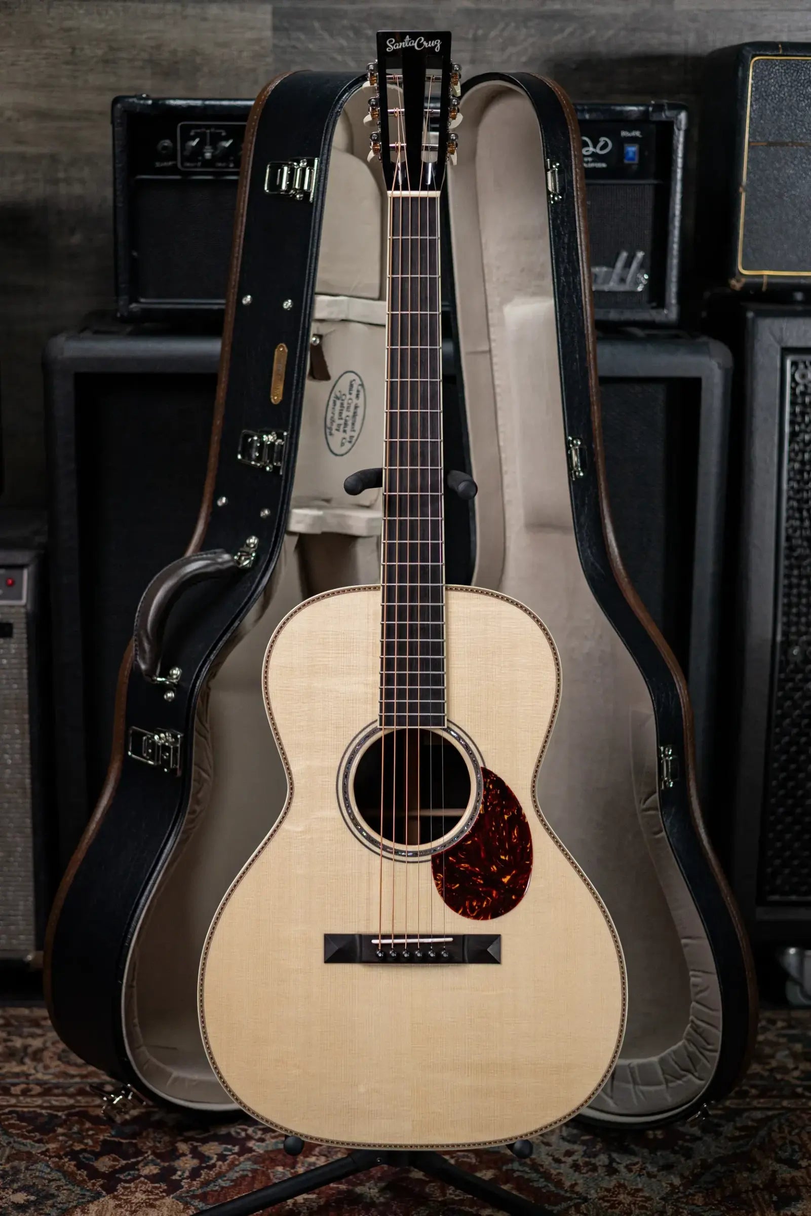 Santa Cruz H13 Acoustic Guitar - Bearclaw German Spruce/African Blackwood with Hardshell Case