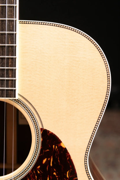 Santa Cruz OM Acoustic Guitar - Sitka Spruce/Indian Rosewood with Hardshell Case