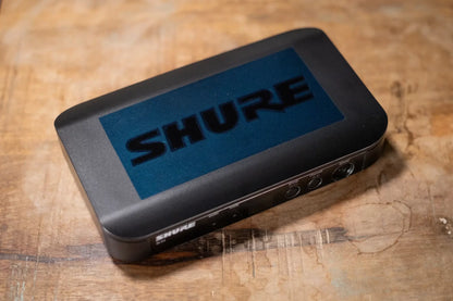 Shure BLX24/PG58 Handheld Wireless System with PG58 Handheld Microphone H10