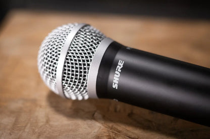 Shure BLX24/PG58 Handheld Wireless System with PG58 Handheld Microphone H10