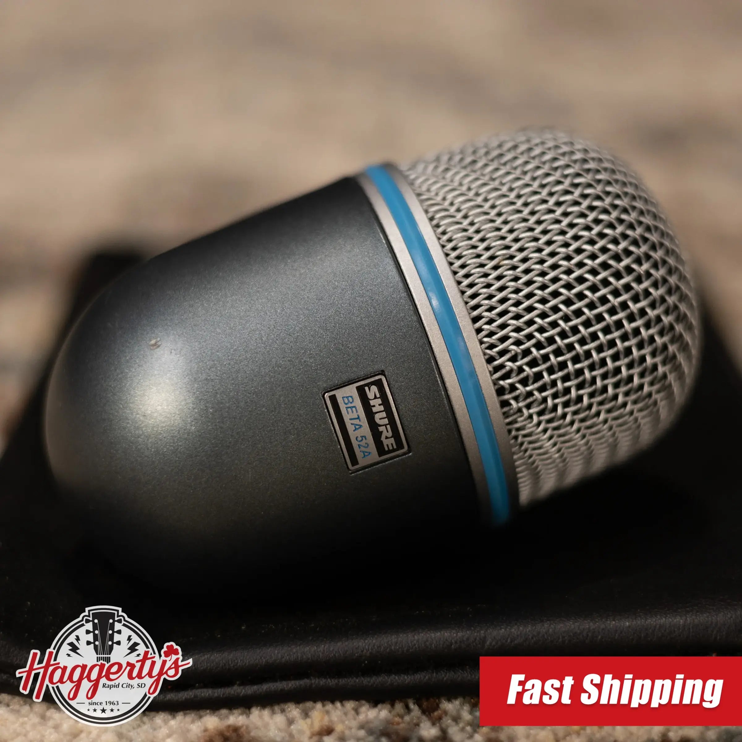 Shure Beta 52A Kick Drum Microphone with Storage Bag - Used