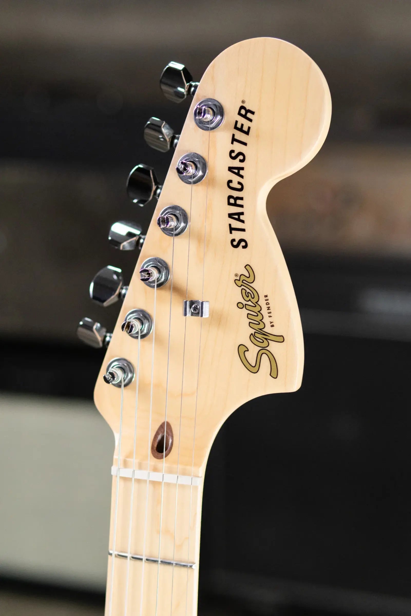 Squier Affinity Series Starcaster Deluxe Semi-Hollow Electric Guitar - Sienna Sunburst