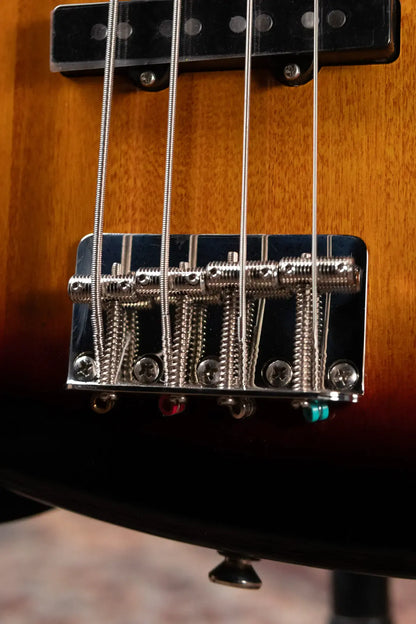 Squier Classic Vibe '60s Jazz Bass - 3-Color Sunburst