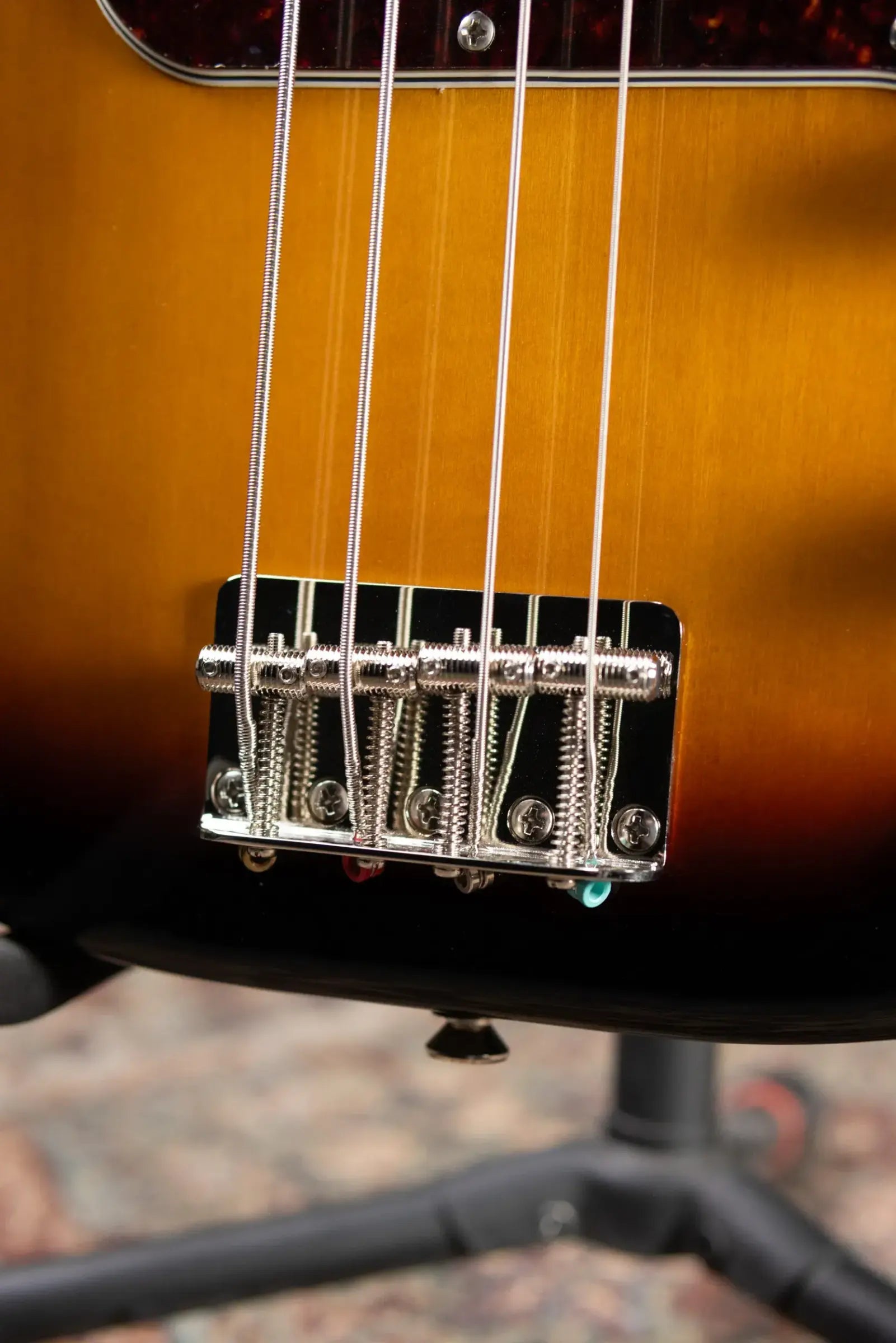 Squier Classic Vibe '60s Precision Bass - 3-Color Sunburst
