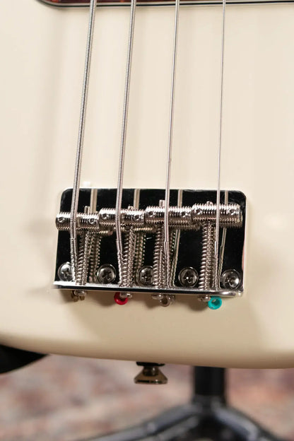 Squier Classic Vibe '60s Precision Bass - Olympic White