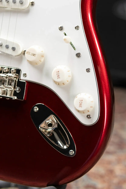 Squier Classic Vibe '60s Stratocaster Electric Guitar - Candy Apple Red
