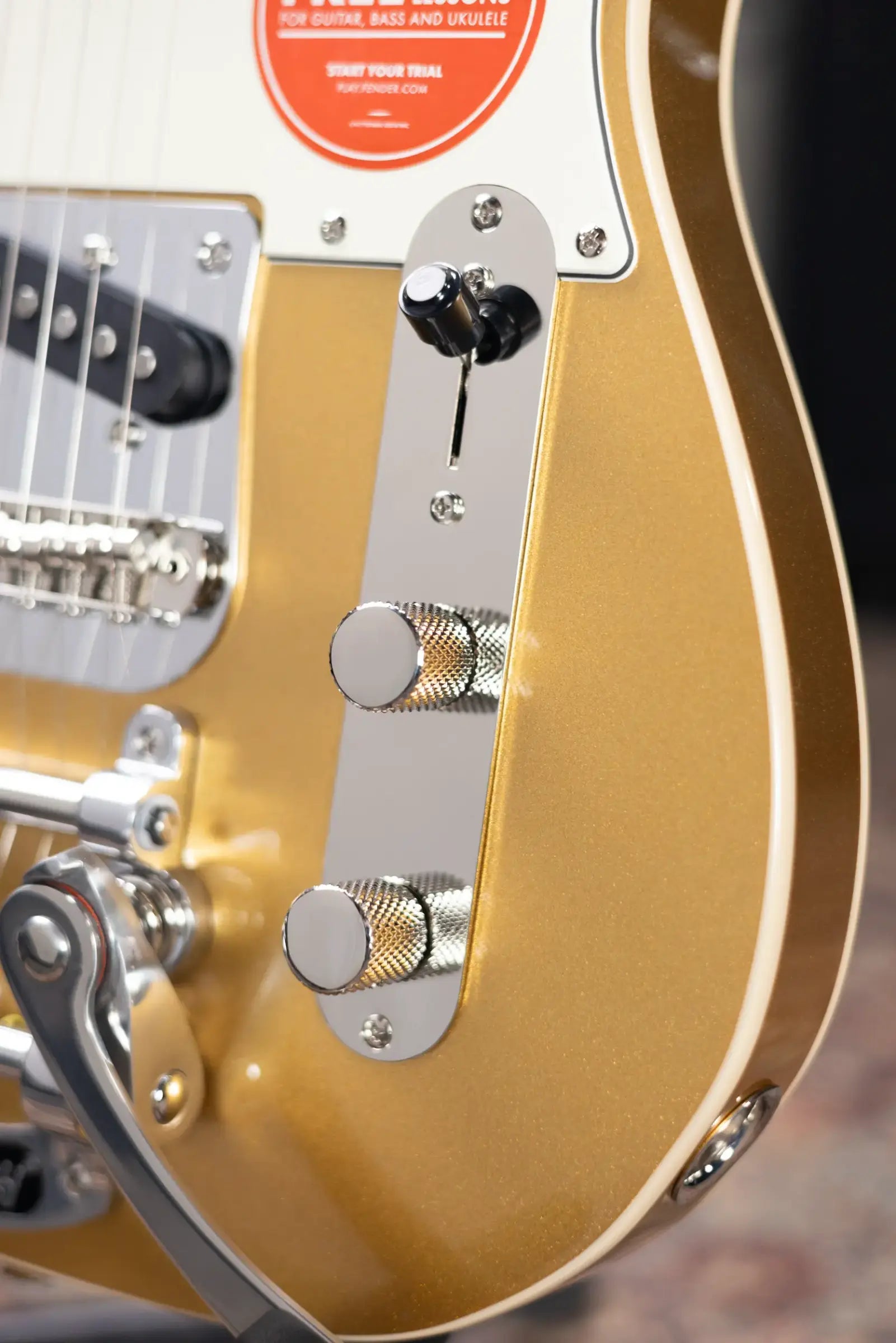 Squier Classic Vibe Custom Telecaster SH with Bigsby Electric Guitar - Aztec Gold