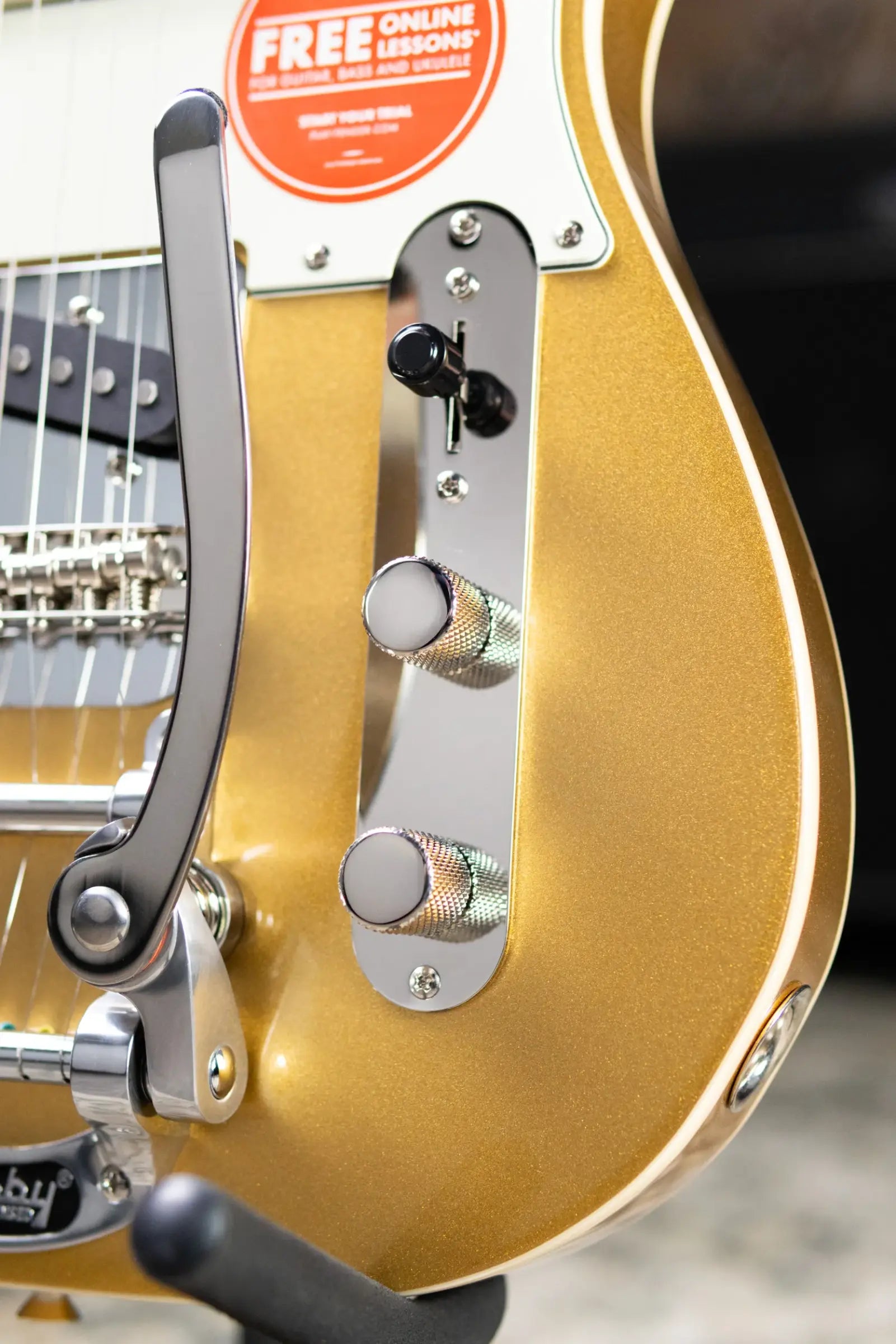 Squier Classic Vibe Custom Telecaster SH with Bigsby Electric Guitar - Aztec Gold