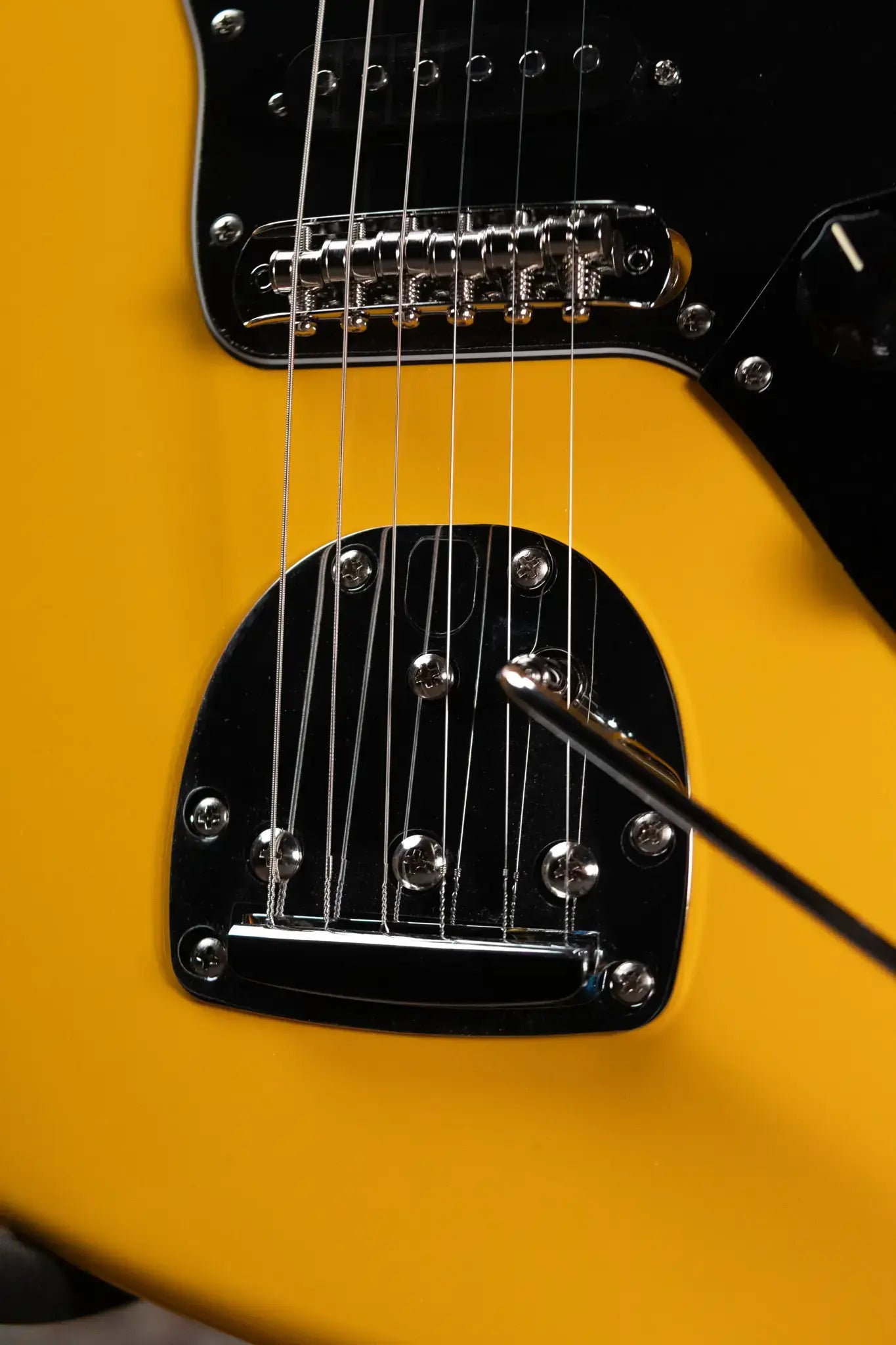 Squier FSR Affinity Jaguar Electric Guitar Maple Fingerboard - Graffiti Yellow